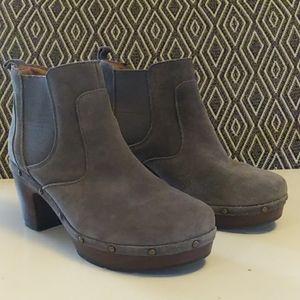Clark grey suede booties
